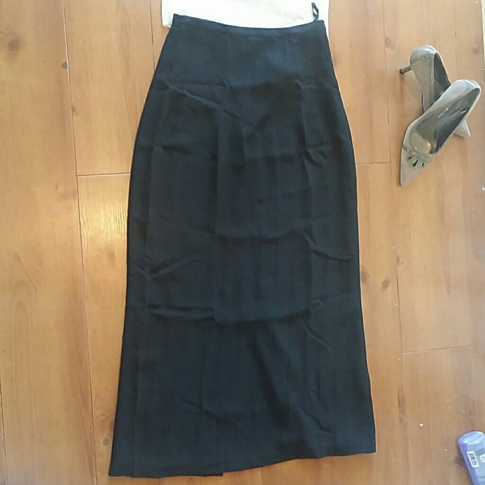COPY - Banana Republic maxi skirt size 4